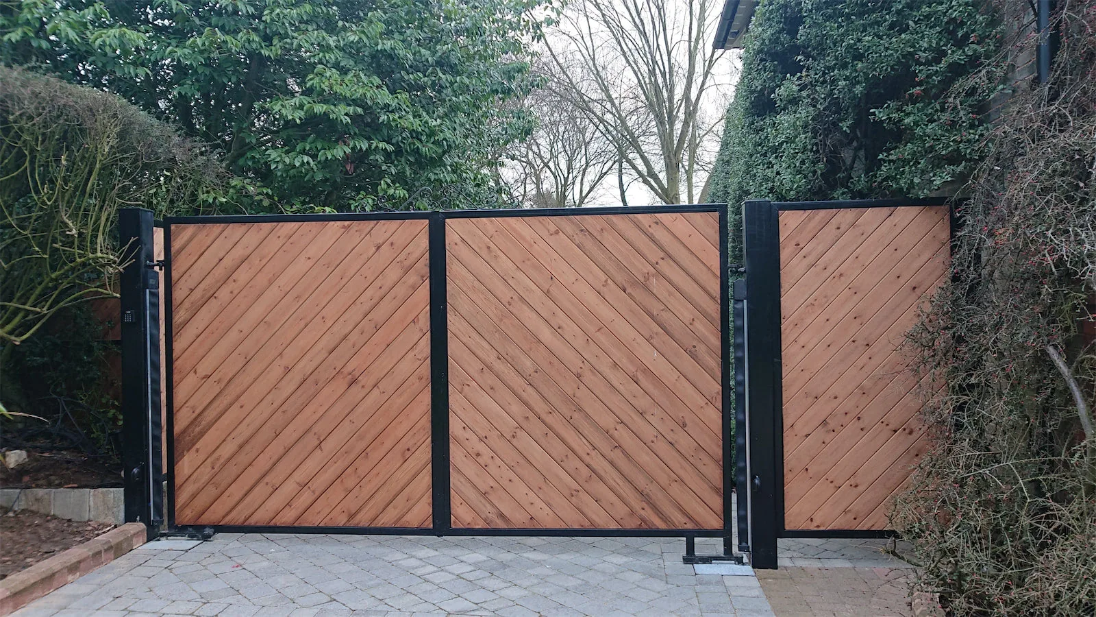 Swing Gate