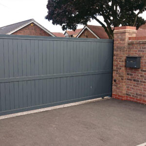Sliding gate Leicester