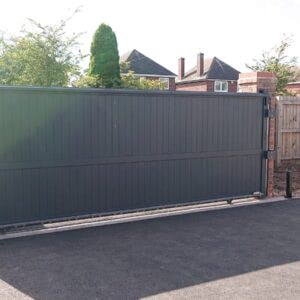 Sliding gate Leicester