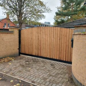 Sliding gate Leicester